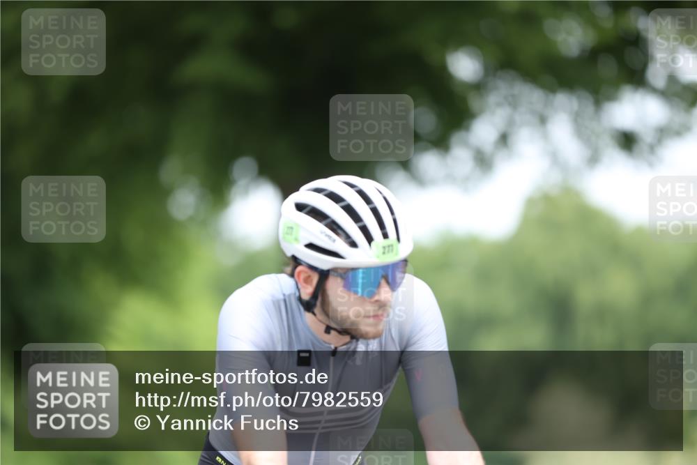 15.06.2025 - 7 Türme Triathlon Yannick Fuchs http://msf.ph/oto/7982559 15.06.2025 11:30:43 Radfahren 277 meine-sportfotos.de