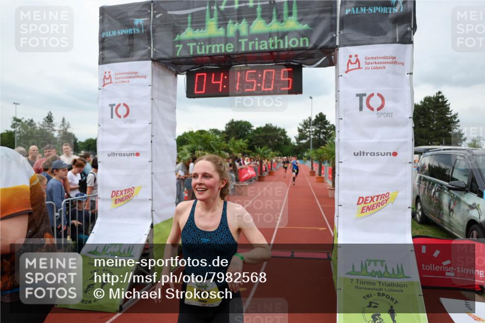 15.06.2025 - 7 Türme Triathlon Michael Strokosch http://msf.ph/oto/7982568 15.06.2025 14:15:05 Ziel 1027, 1114, 1129, 1145 meine-sportfotos.de