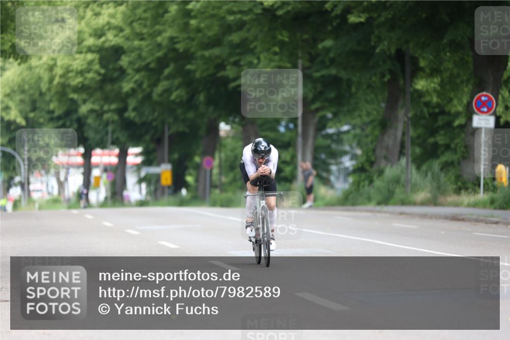 15.06.2025 - 7 Türme Triathlon Yannick Fuchs http://msf.ph/oto/7982589 15.06.2025 11:32:07 Radfahren 313 meine-sportfotos.de