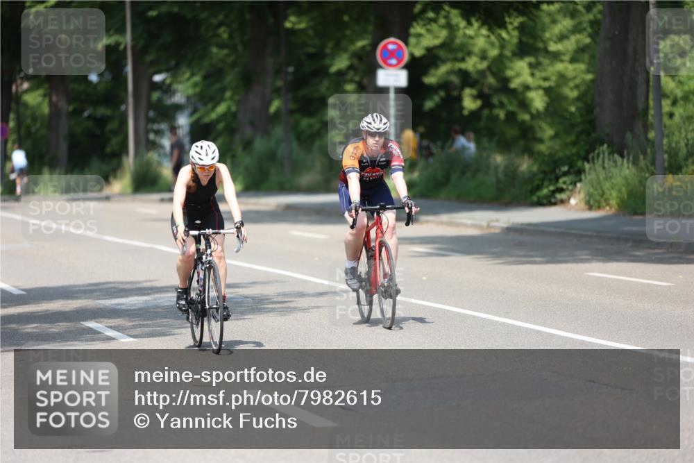 15.06.2025 - 7 Türme Triathlon Yannick Fuchs http://msf.ph/oto/7982615 15.06.2025 12:52:13 Radfahren 400, 500, 622 meine-sportfotos.de