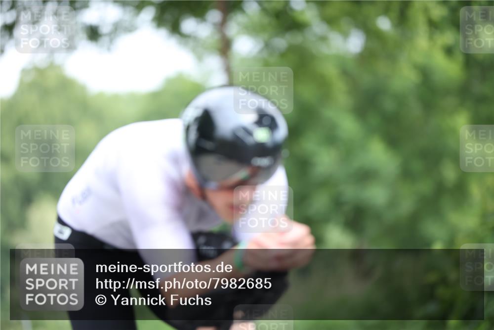 15.06.2025 - 7 Türme Triathlon Yannick Fuchs http://msf.ph/oto/7982685 15.06.2025 11:32:09 Radfahren 313 meine-sportfotos.de