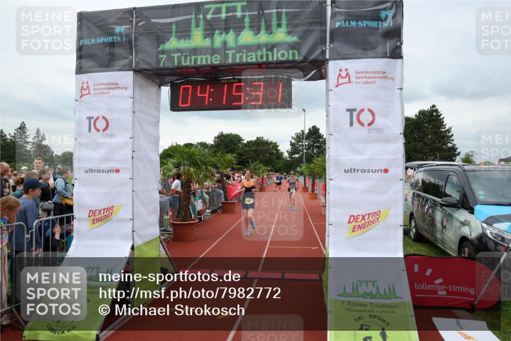 15.06.2025 - 7 Türme Triathlon Michael Strokosch http://msf.ph/oto/7982772 15.06.2025 14:15:30 Ziel 494, 815, 816, 1018, 1076 meine-sportfotos.de