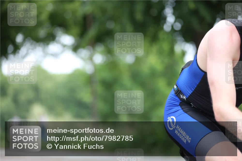 15.06.2025 - 7 Türme Triathlon Yannick Fuchs http://msf.ph/oto/7982785 15.06.2025 11:32:57 Radfahren 222, 337 meine-sportfotos.de