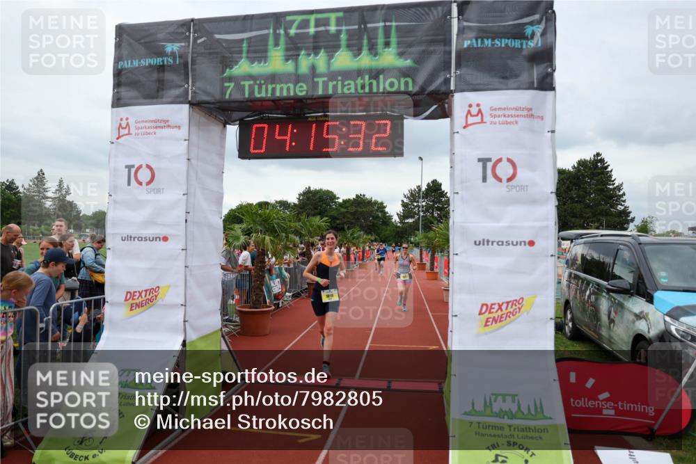 15.06.2025 - 7 Türme Triathlon Michael Strokosch http://msf.ph/oto/7982805 15.06.2025 14:15:31 Ziel 747, 815, 816, 976, 1018, 1076 meine-sportfotos.de