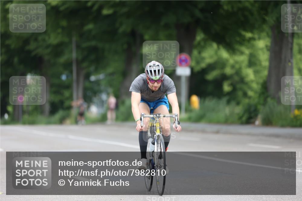 15.06.2025 - 7 Türme Triathlon Yannick Fuchs http://msf.ph/oto/7982810 15.06.2025 11:33:03 Radfahren 337 meine-sportfotos.de