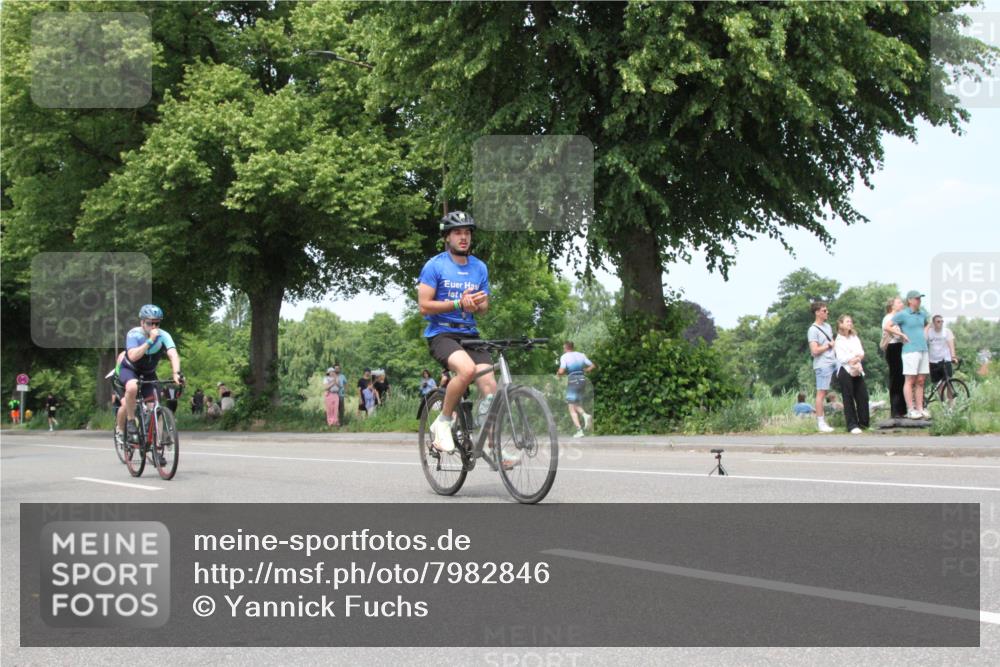 15.06.2025 - 7 Türme Triathlon Yannick Fuchs http://msf.ph/oto/7982846 15.06.2025 13:34:17 Radfahren  meine-sportfotos.de