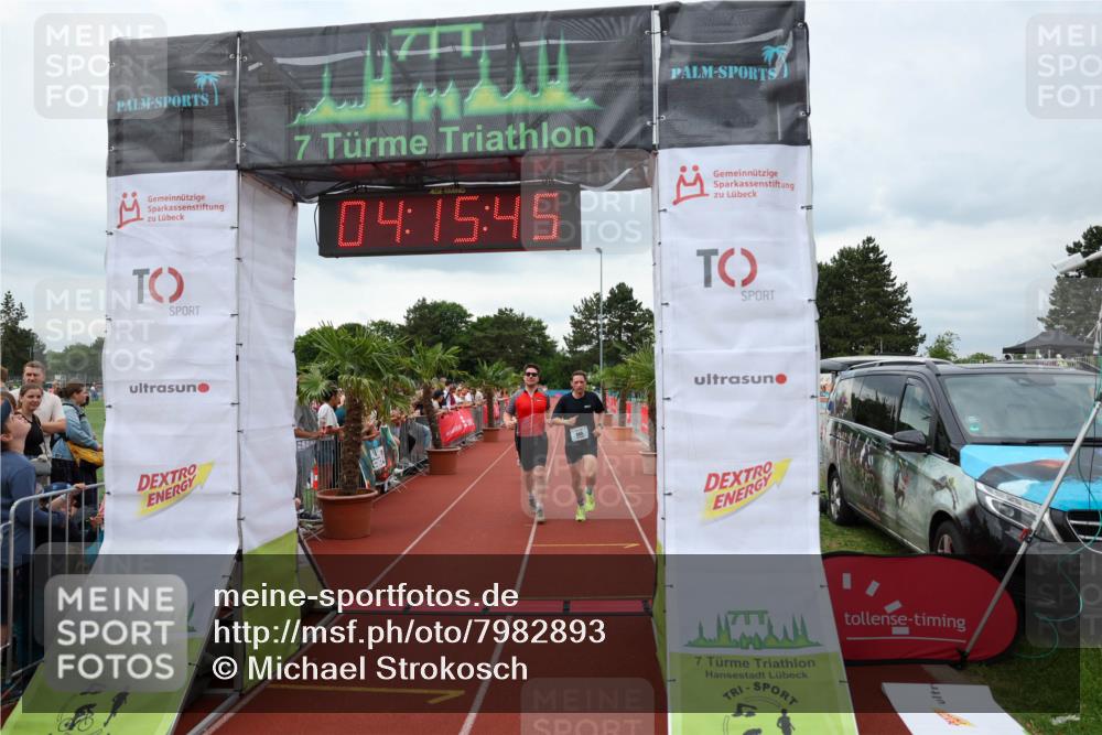 15.06.2025 - 7 Türme Triathlon Michael Strokosch http://msf.ph/oto/7982893 15.06.2025 14:15:44 Ziel 644, 1137 meine-sportfotos.de