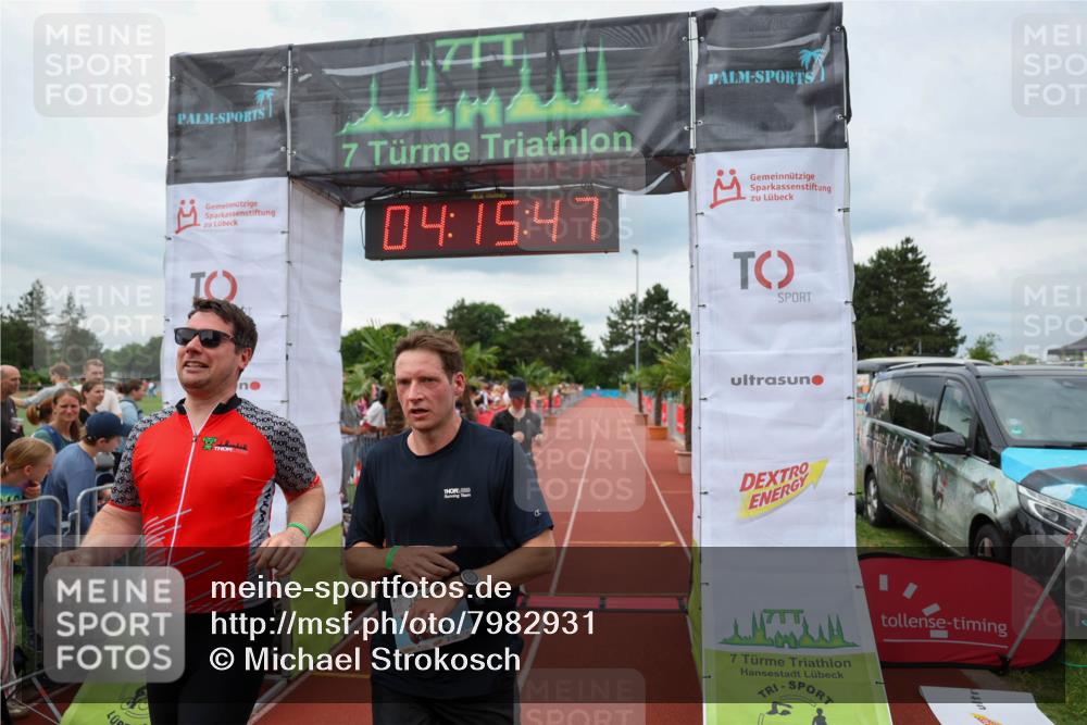 15.06.2025 - 7 Türme Triathlon Michael Strokosch http://msf.ph/oto/7982931 15.06.2025 14:15:46 Ziel 644, 1137 meine-sportfotos.de