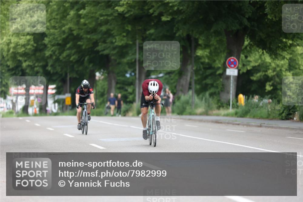 15.06.2025 - 7 Türme Triathlon Yannick Fuchs http://msf.ph/oto/7982999 15.06.2025 11:34:13 Radfahren 297, 334 meine-sportfotos.de