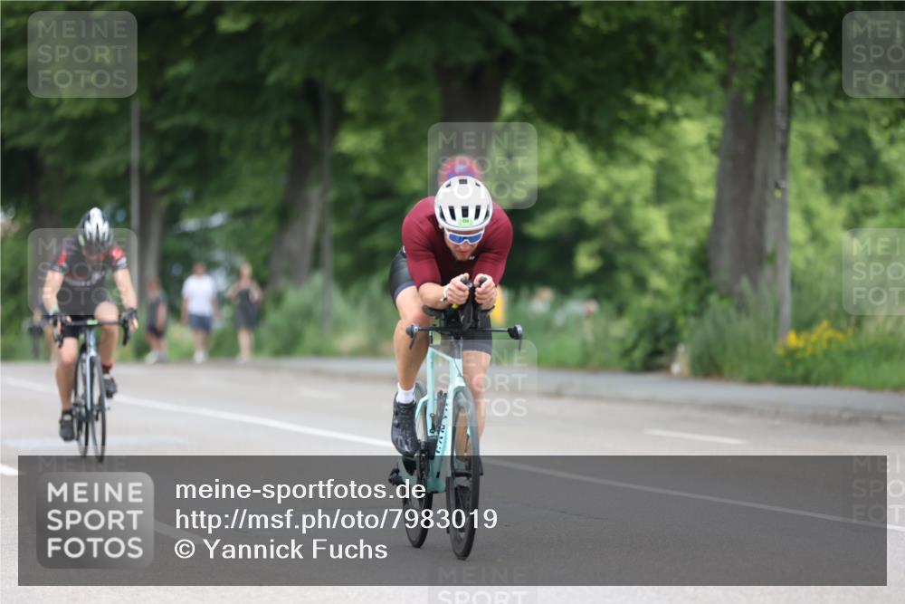 15.06.2025 - 7 Türme Triathlon Yannick Fuchs http://msf.ph/oto/7983019 15.06.2025 11:34:14 Radfahren 297, 334 meine-sportfotos.de
