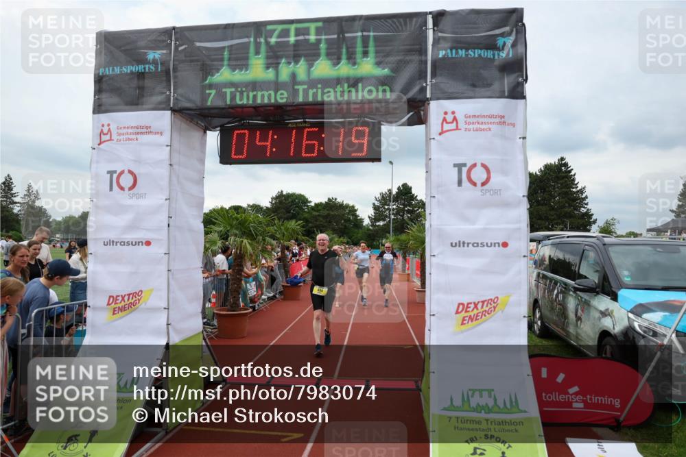 15.06.2025 - 7 Türme Triathlon Michael Strokosch http://msf.ph/oto/7983074 15.06.2025 14:16:19 Ziel 735, 834, 959, 1005 meine-sportfotos.de