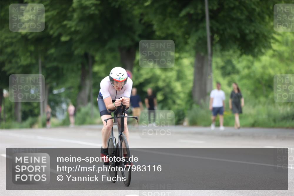 15.06.2025 - 7 Türme Triathlon Yannick Fuchs http://msf.ph/oto/7983116 15.06.2025 11:34:48 Radfahren 224, 250 meine-sportfotos.de