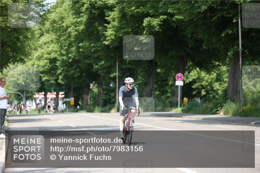 15.06.2025 - 7 Türme Triathlon Yannick Fuchs http://msf.ph/oto/7983156 15.06.2025 12:52:58 Radfahren 241, 591, 653, 661 meine-sportfotos.de