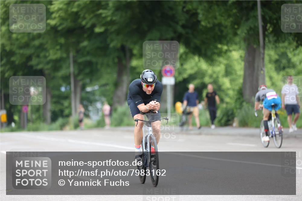 15.06.2025 - 7 Türme Triathlon Yannick Fuchs http://msf.ph/oto/7983162 15.06.2025 11:34:50 Radfahren 224, 250 meine-sportfotos.de