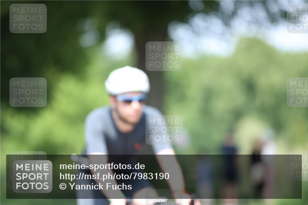 15.06.2025 - 7 Türme Triathlon Yannick Fuchs http://msf.ph/oto/7983190 15.06.2025 12:53:00 Radfahren 241, 591, 608, 653, 661 meine-sportfotos.de