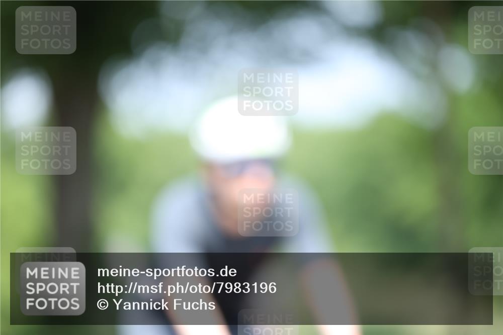 15.06.2025 - 7 Türme Triathlon Yannick Fuchs http://msf.ph/oto/7983196 15.06.2025 12:53:00 Radfahren 241, 591, 608, 653, 661 meine-sportfotos.de