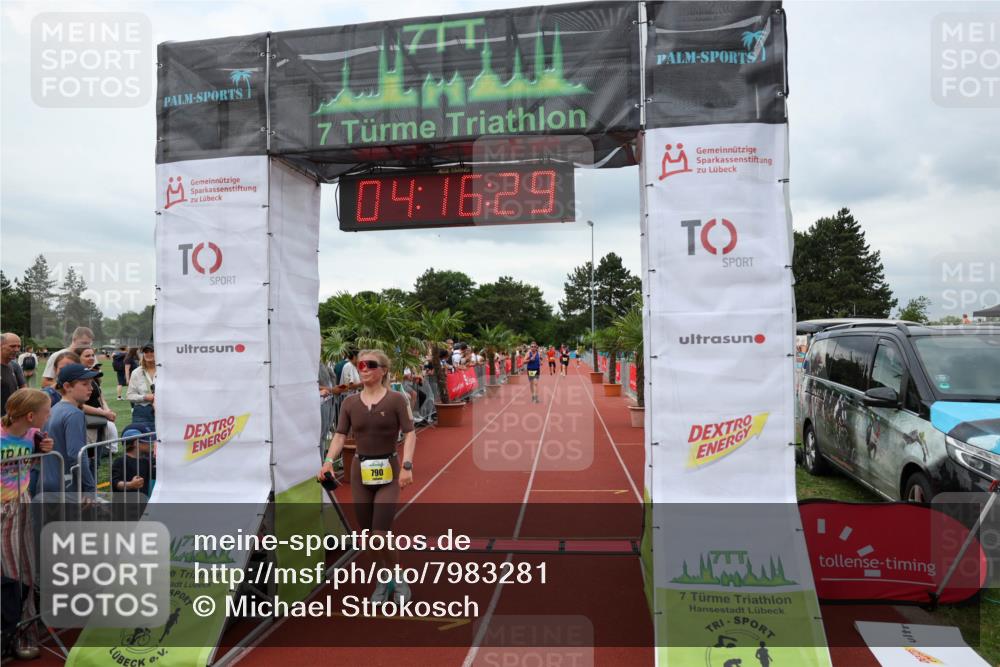 15.06.2025 - 7 Türme Triathlon Michael Strokosch http://msf.ph/oto/7983281 15.06.2025 14:16:29 Ziel 790, 980, 1065 meine-sportfotos.de