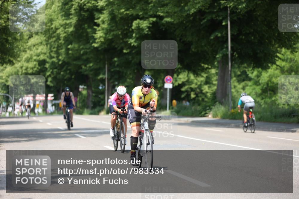 15.06.2025 - 7 Türme Triathlon Yannick Fuchs http://msf.ph/oto/7983334 15.06.2025 12:53:10 Radfahren 255, 265, 341, 470 meine-sportfotos.de