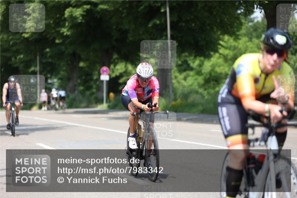 15.06.2025 - 7 Türme Triathlon Yannick Fuchs http://msf.ph/oto/7983342 15.06.2025 12:53:11 Radfahren 255, 265, 341, 470 meine-sportfotos.de