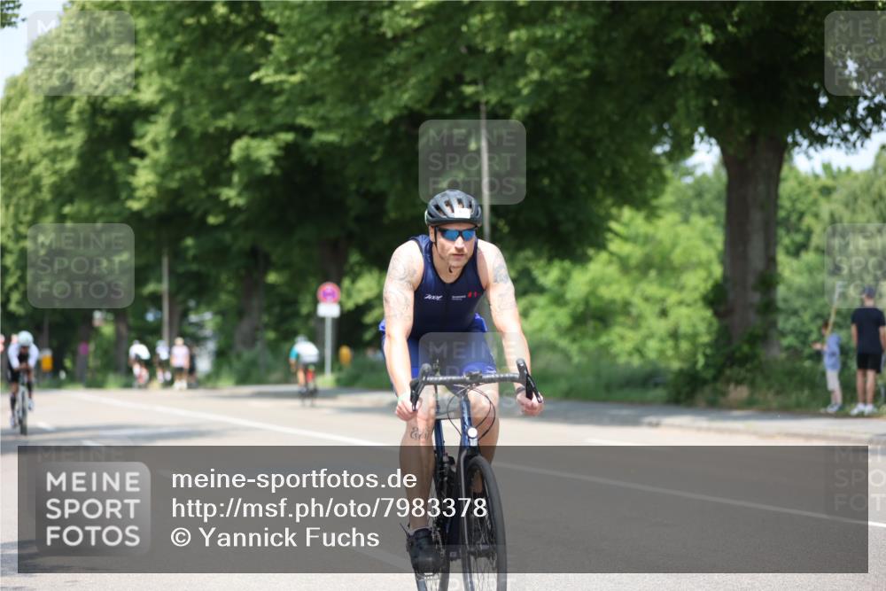 15.06.2025 - 7 Türme Triathlon Yannick Fuchs http://msf.ph/oto/7983378 15.06.2025 12:53:13 Radfahren 255, 265, 341, 470 meine-sportfotos.de