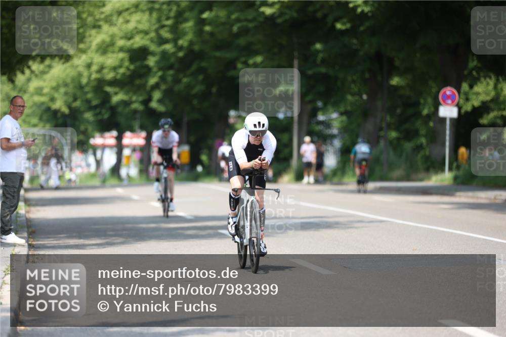 15.06.2025 - 7 Türme Triathlon Yannick Fuchs http://msf.ph/oto/7983399 15.06.2025 12:53:14 Radfahren 255, 265, 341, 470 meine-sportfotos.de