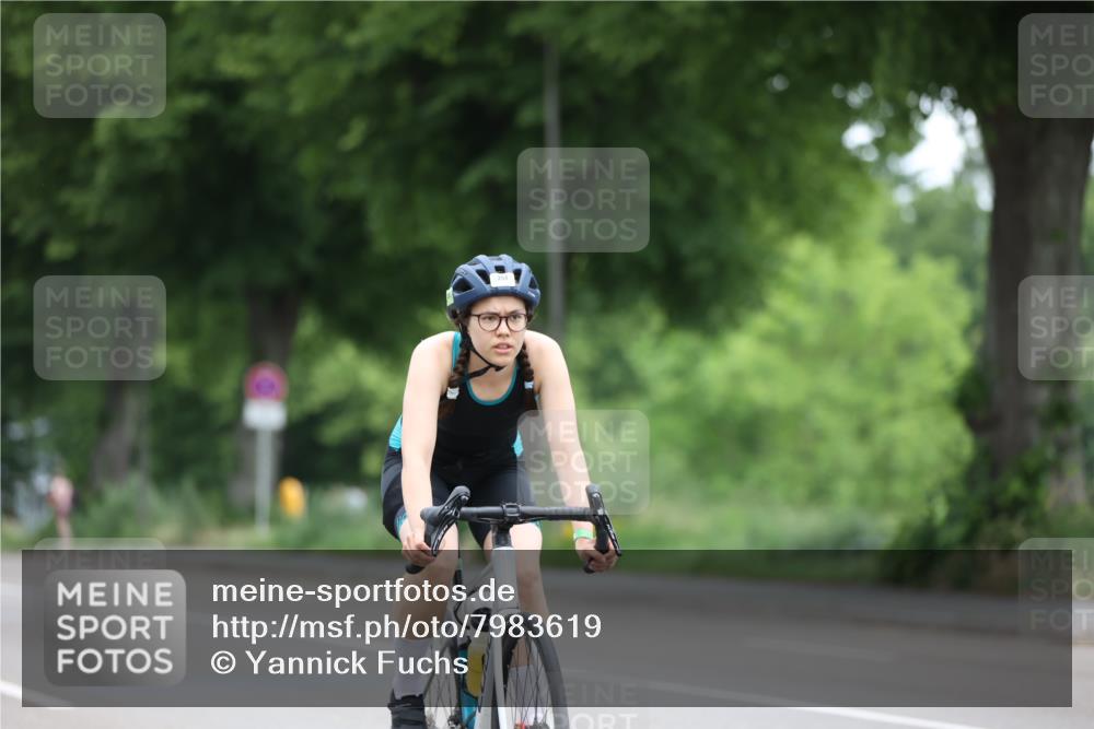 15.06.2025 - 7 Türme Triathlon Yannick Fuchs http://msf.ph/oto/7983619 15.06.2025 11:37:10 Radfahren 251, 295 meine-sportfotos.de