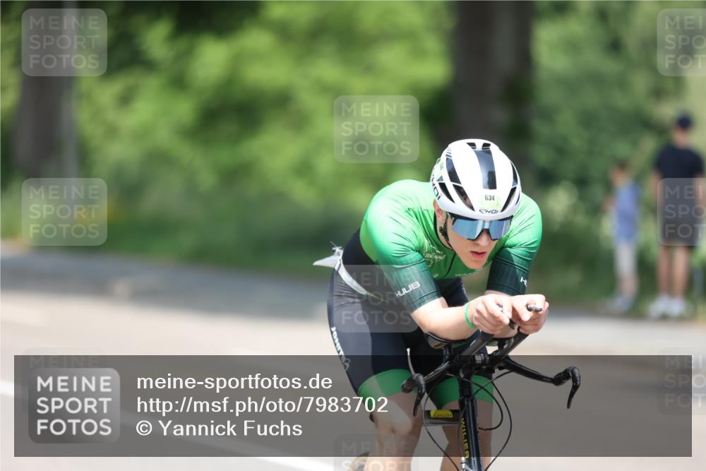 15.06.2025 - 7 Türme Triathlon Yannick Fuchs http://msf.ph/oto/7983702 15.06.2025 12:53:39 Radfahren 309, 580, 622, 634 meine-sportfotos.de