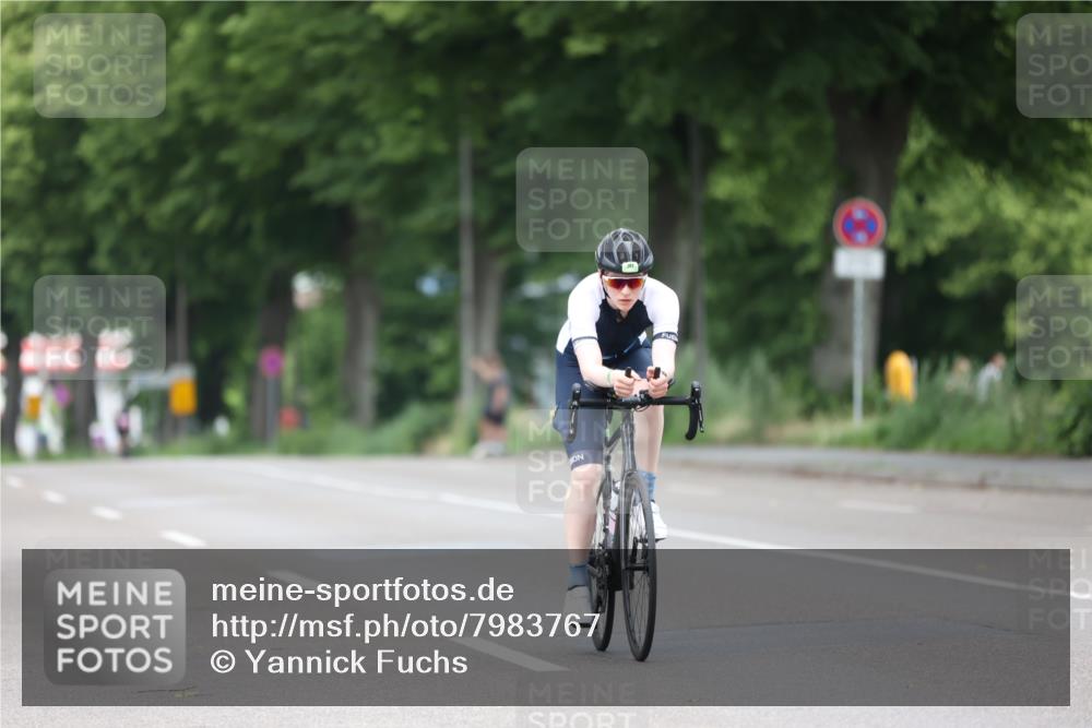 15.06.2025 - 7 Türme Triathlon Yannick Fuchs http://msf.ph/oto/7983767 15.06.2025 11:37:36 Radfahren 201, 210 meine-sportfotos.de