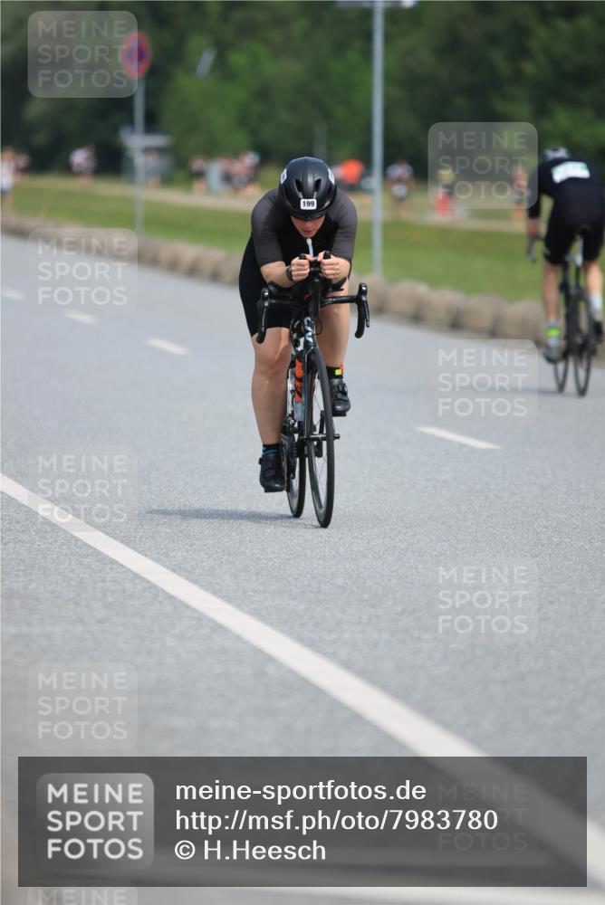 15.06.2025 - 27. Vierlanden-Triathlon H.Heesch http://msf.ph/oto/7983780 15.06.2025 11:17:53 Radfahren 7, 154, 199, 830 meine-sportfotos.de