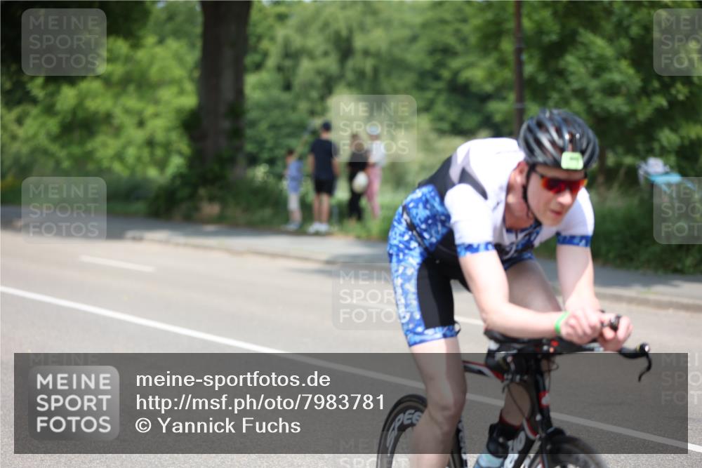 15.06.2025 - 7 Türme Triathlon Yannick Fuchs http://msf.ph/oto/7983781 15.06.2025 12:53:42 Radfahren 309, 622, 634 meine-sportfotos.de
