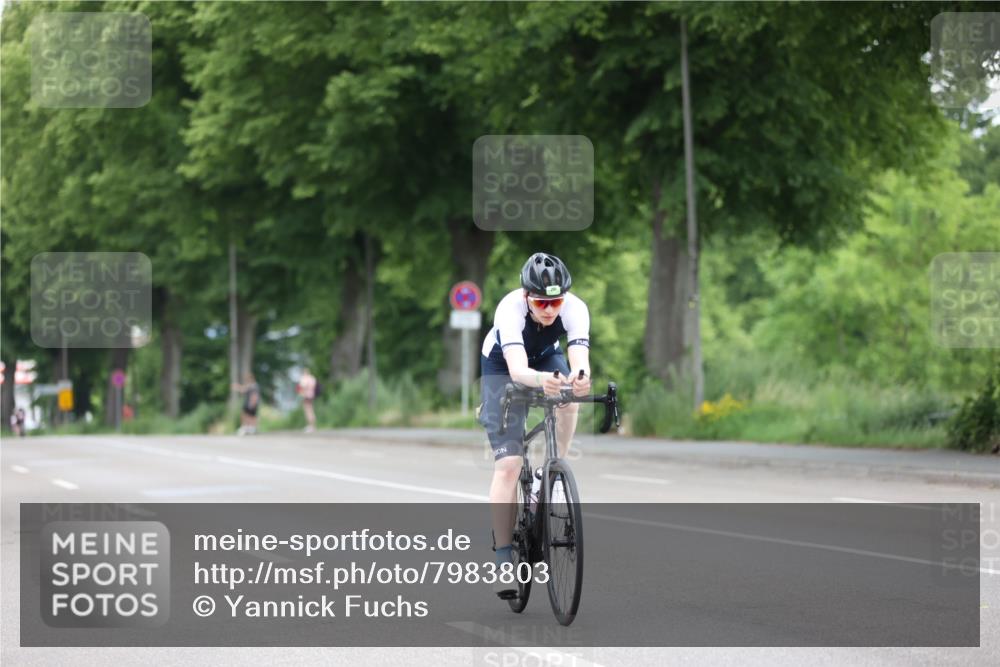 15.06.2025 - 7 Türme Triathlon Yannick Fuchs http://msf.ph/oto/7983803 15.06.2025 11:37:37 Radfahren 201 meine-sportfotos.de