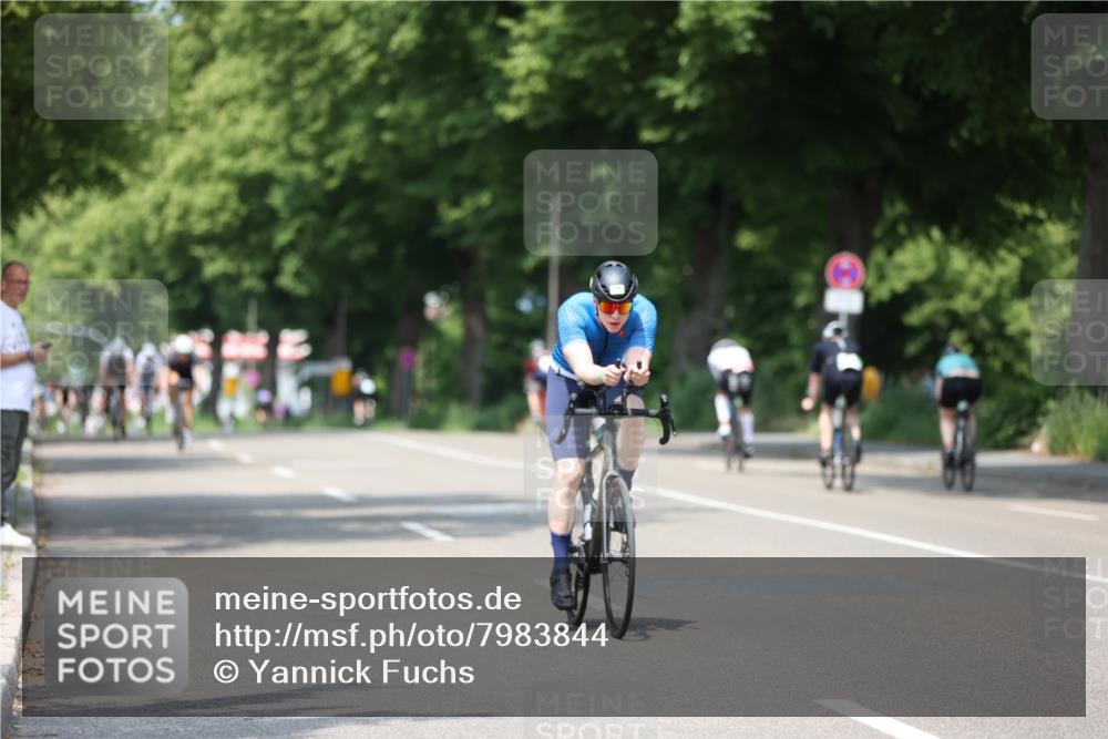 15.06.2025 - 7 Türme Triathlon Yannick Fuchs http://msf.ph/oto/7983844 15.06.2025 12:54:00 Radfahren 302, 400, 559, 594 meine-sportfotos.de