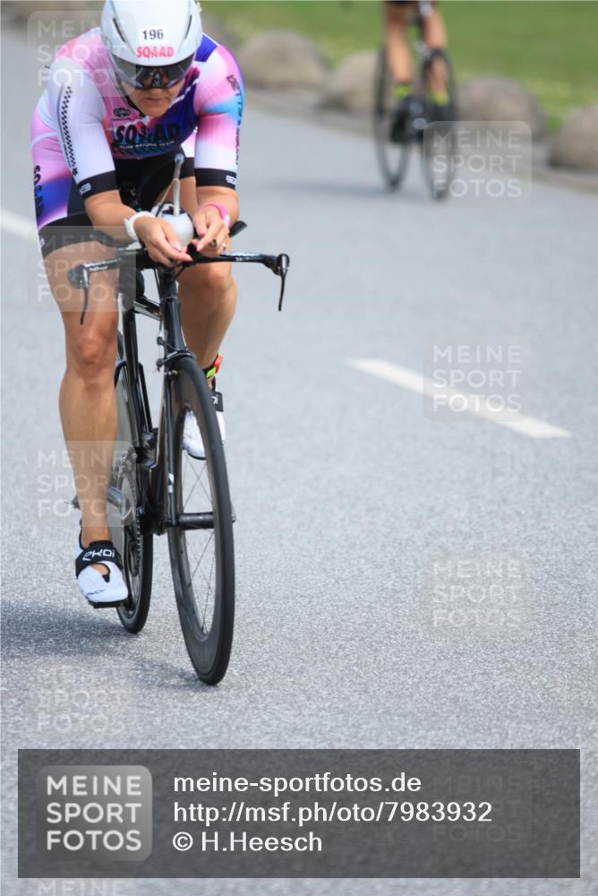 15.06.2025 - 27. Vierlanden-Triathlon H.Heesch http://msf.ph/oto/7983932 15.06.2025 11:19:45 Radfahren 196, 835, 982 meine-sportfotos.de