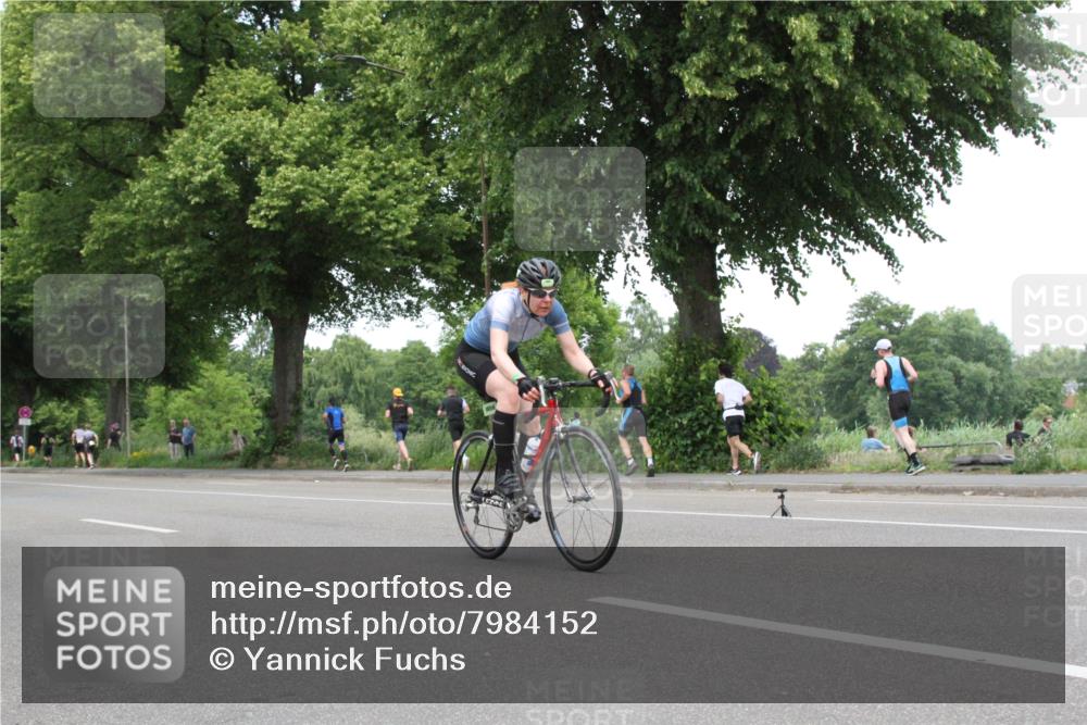 15.06.2025 - 7 Türme Triathlon Yannick Fuchs http://msf.ph/oto/7984152 15.06.2025 13:43:15 Radfahren  meine-sportfotos.de