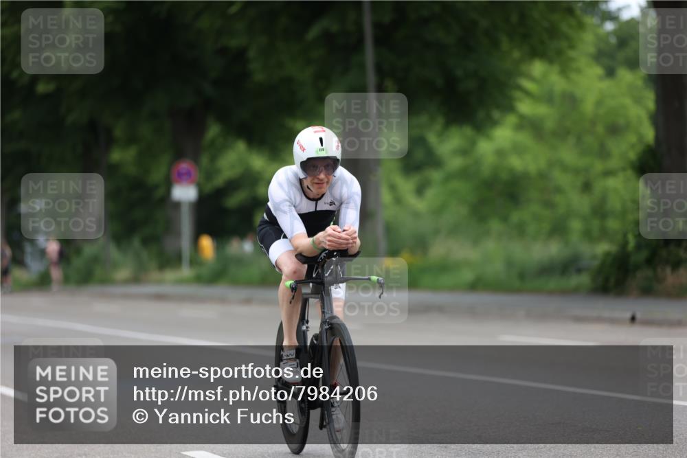 15.06.2025 - 7 Türme Triathlon Yannick Fuchs http://msf.ph/oto/7984206 15.06.2025 11:38:05 Radfahren 304, 307 meine-sportfotos.de