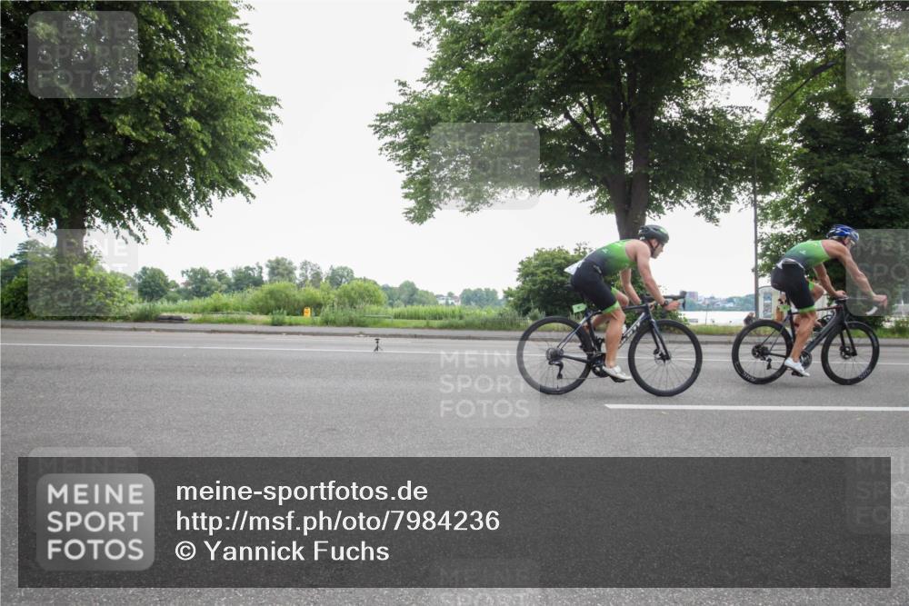 15.06.2025 - 7 Türme Triathlon Yannick Fuchs http://msf.ph/oto/7984236 15.06.2025 09:44:35 Radfahren 11, 12, 13, 14 meine-sportfotos.de