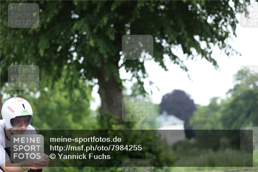 15.06.2025 - 7 Türme Triathlon Yannick Fuchs http://msf.ph/oto/7984255 15.06.2025 11:38:06 Radfahren 304, 307 meine-sportfotos.de