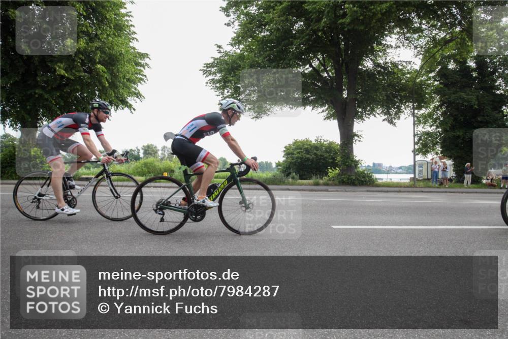 15.06.2025 - 7 Türme Triathlon Yannick Fuchs http://msf.ph/oto/7984287 15.06.2025 09:48:38 Radfahren 31, 33, 34, 35, 71, 74, 75, 101, 104 meine-sportfotos.de