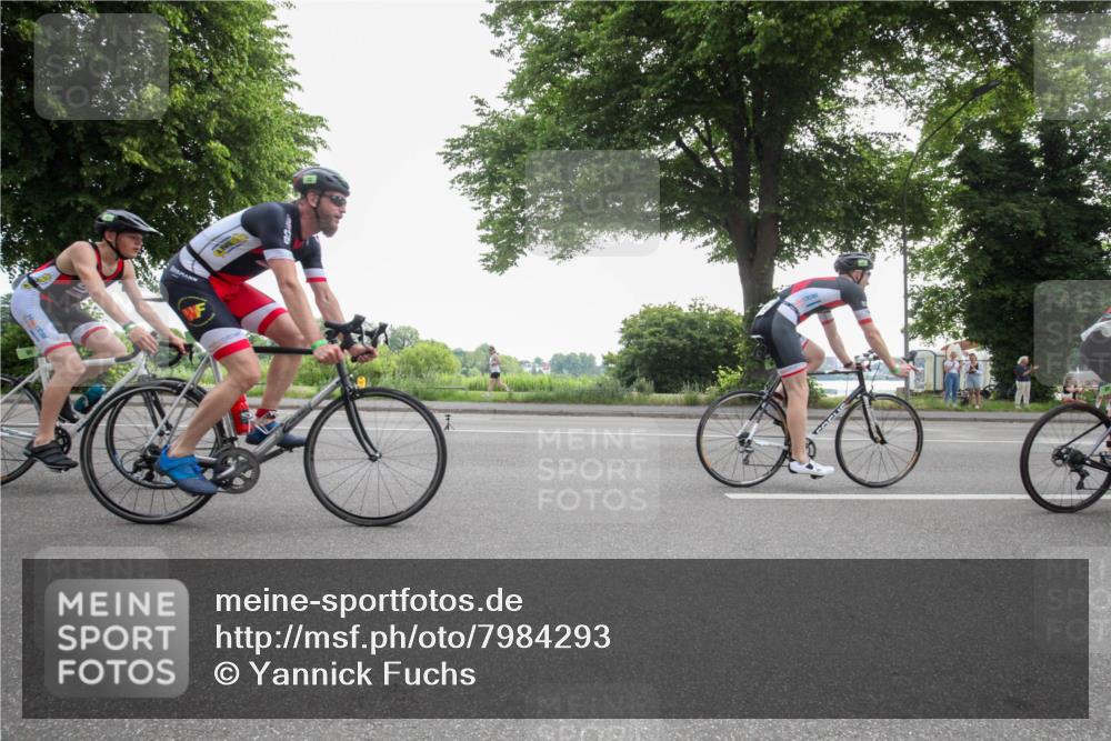 15.06.2025 - 7 Türme Triathlon Yannick Fuchs http://msf.ph/oto/7984293 15.06.2025 09:48:38 Radfahren 31, 33, 34, 35, 71, 74, 75, 101, 104 meine-sportfotos.de
