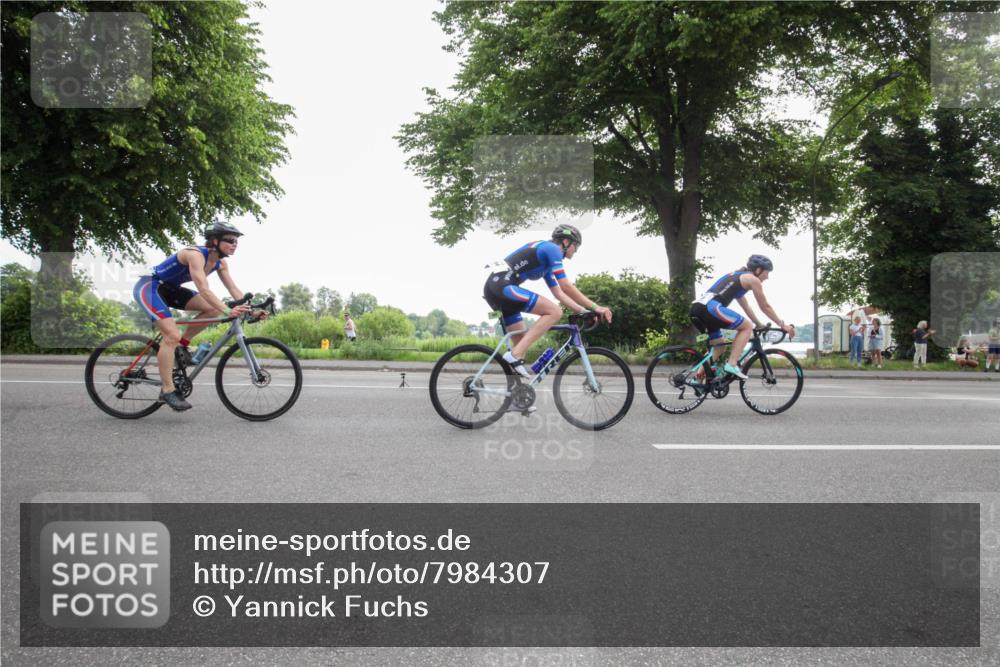 15.06.2025 - 7 Türme Triathlon Yannick Fuchs http://msf.ph/oto/7984307 15.06.2025 09:48:40 Radfahren 31, 33, 34, 35, 71, 74, 75, 101, 104, 105, 106 meine-sportfotos.de