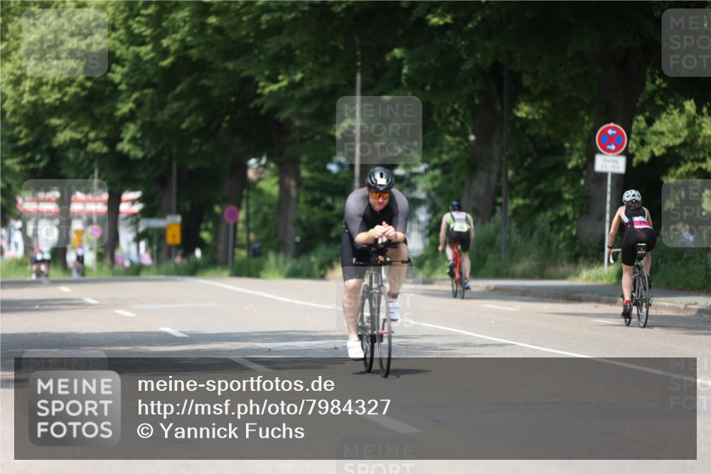 15.06.2025 - 7 Türme Triathlon Yannick Fuchs http://msf.ph/oto/7984327 15.06.2025 12:54:22 Radfahren 380, 570, 604, 672 meine-sportfotos.de