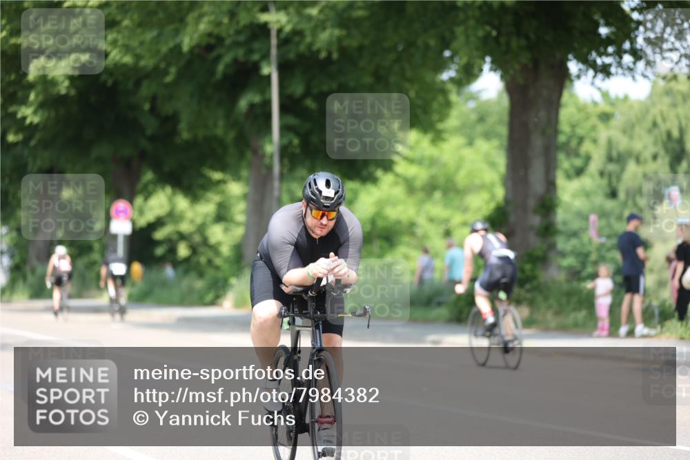 15.06.2025 - 7 Türme Triathlon Yannick Fuchs http://msf.ph/oto/7984382 15.06.2025 12:54:24 Radfahren 380, 604, 672 meine-sportfotos.de