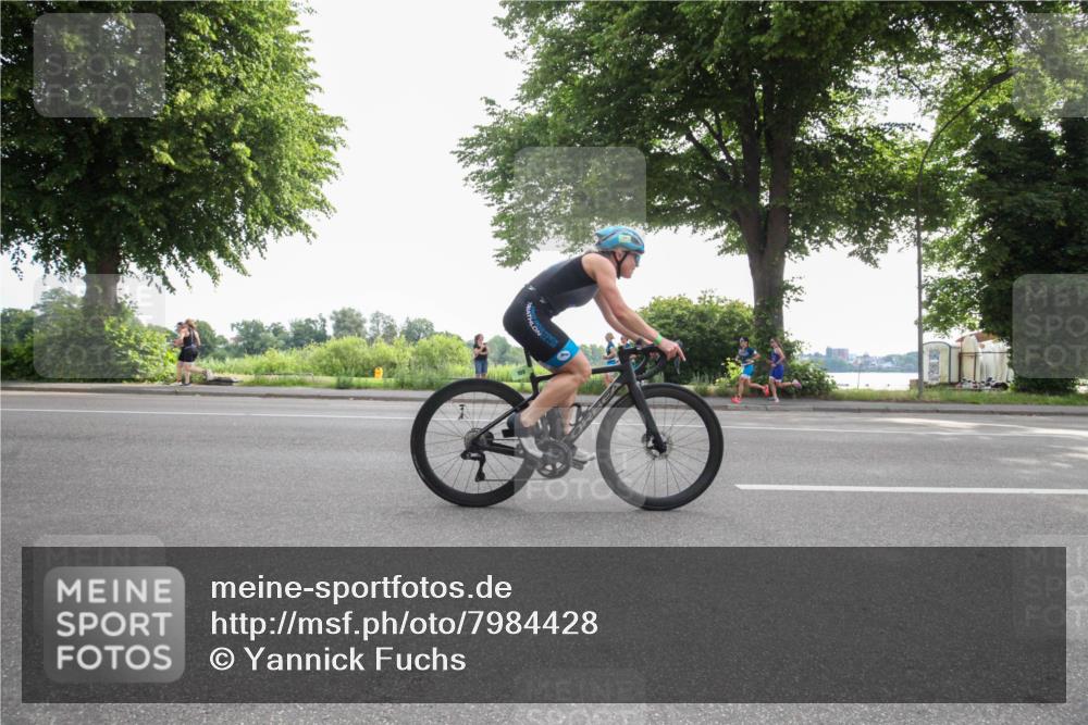 15.06.2025 - 7 Türme Triathlon Yannick Fuchs http://msf.ph/oto/7984428 15.06.2025 09:54:42 Radfahren 109, 111, 117, 118, 119 meine-sportfotos.de
