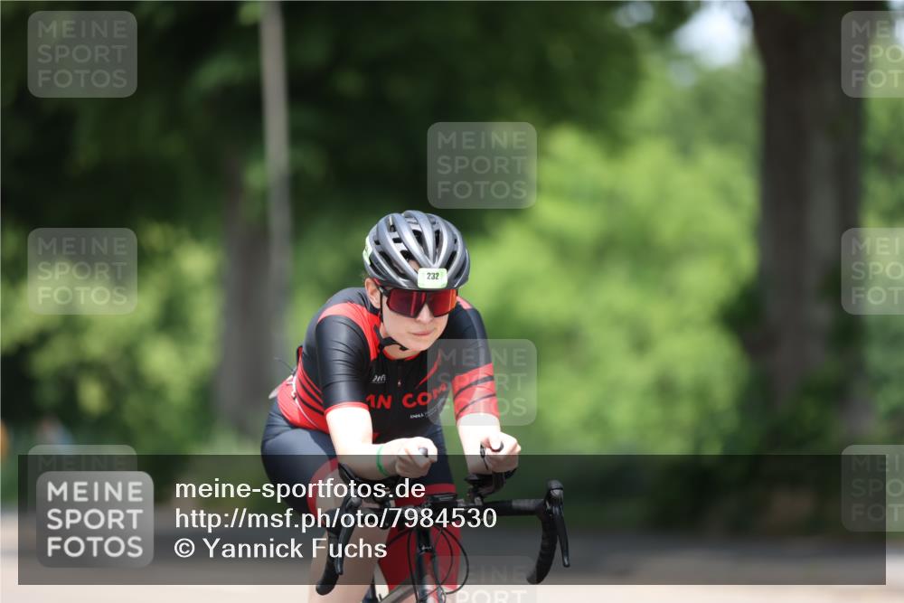 15.06.2025 - 7 Türme Triathlon Yannick Fuchs http://msf.ph/oto/7984530 15.06.2025 12:54:36 Radfahren 232, 341, 673 meine-sportfotos.de