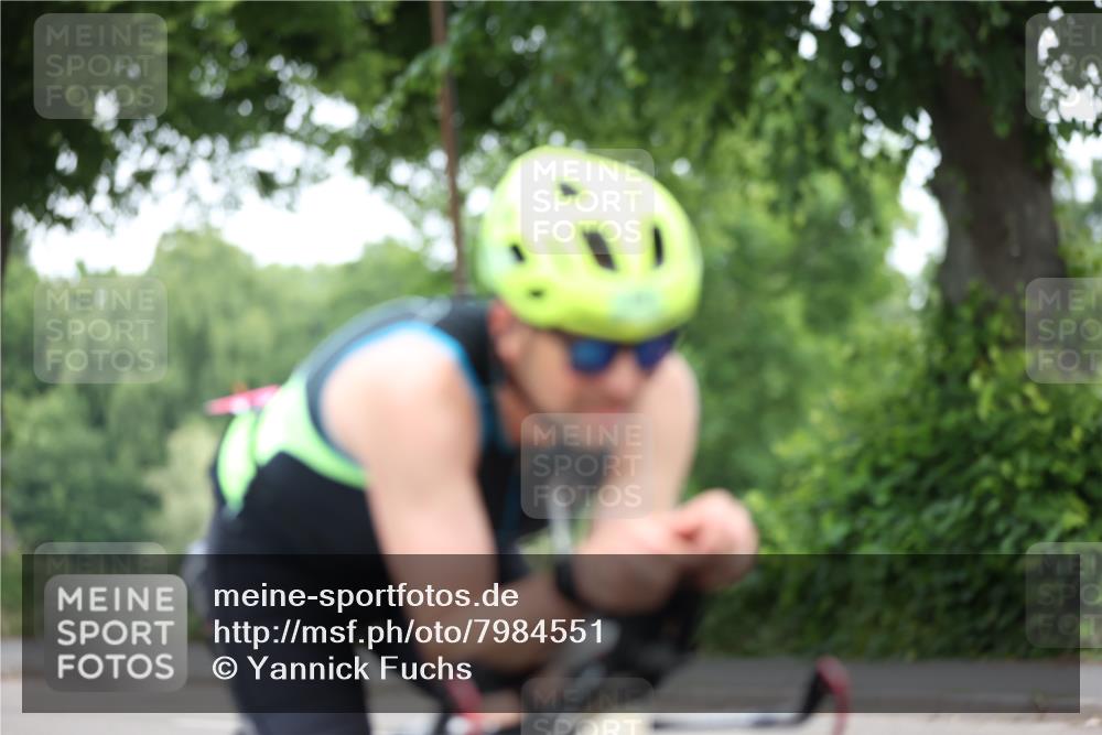 15.06.2025 - 7 Türme Triathlon Yannick Fuchs http://msf.ph/oto/7984551 15.06.2025 11:38:20 Radfahren 246, 285 meine-sportfotos.de