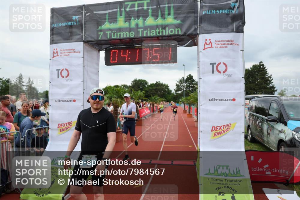 15.06.2025 - 7 Türme Triathlon Michael Strokosch http://msf.ph/oto/7984567 15.06.2025 14:17:51 Ziel 648, 681, 721, 922, 1195 meine-sportfotos.de