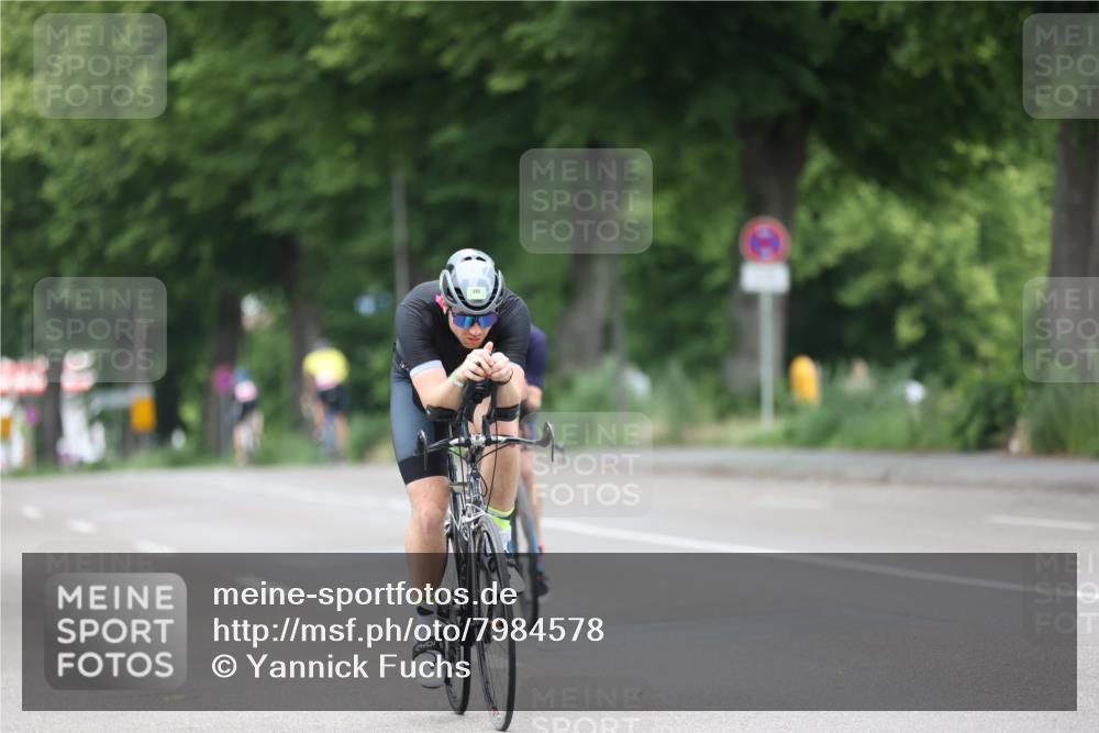 15.06.2025 - 7 Türme Triathlon Yannick Fuchs http://msf.ph/oto/7984578 15.06.2025 11:38:25 Radfahren 246, 285 meine-sportfotos.de