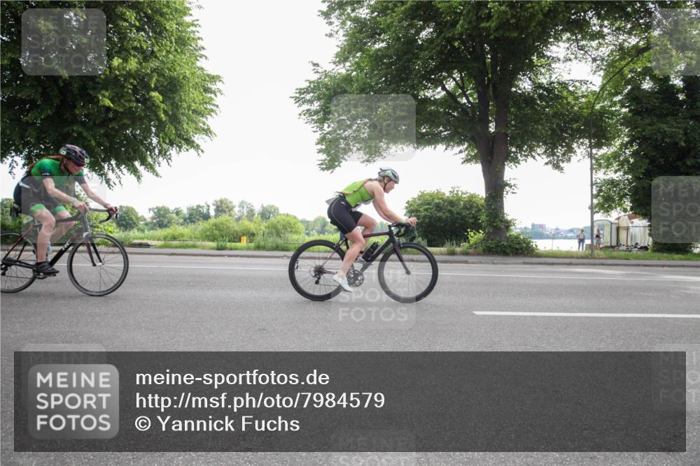 15.06.2025 - 7 Türme Triathlon Yannick Fuchs http://msf.ph/oto/7984579 15.06.2025 09:56:17 Radfahren 85, 87 meine-sportfotos.de