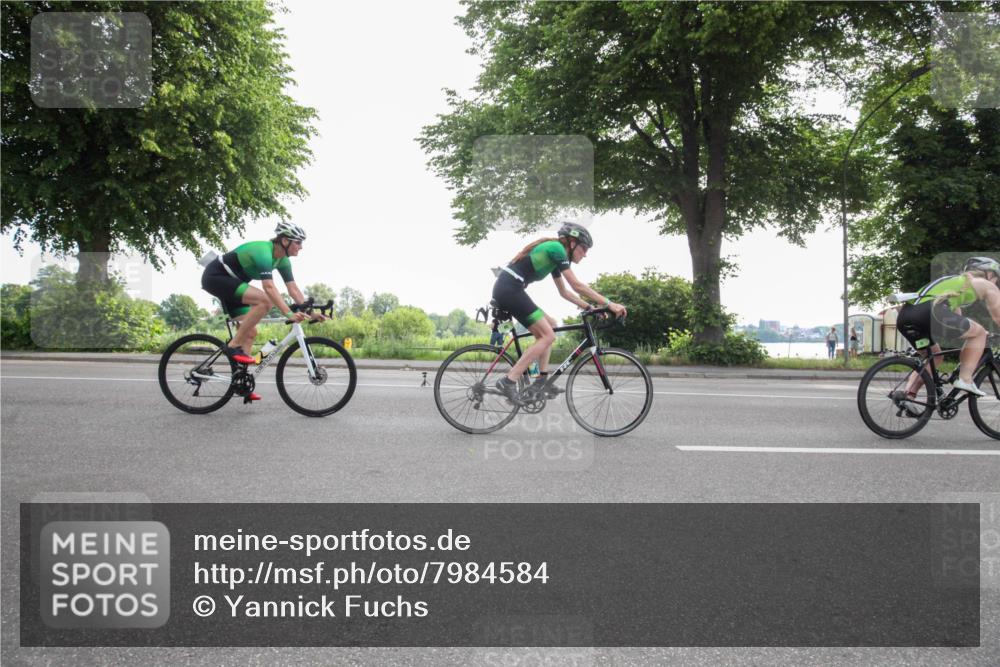 15.06.2025 - 7 Türme Triathlon Yannick Fuchs http://msf.ph/oto/7984584 15.06.2025 09:56:18 Radfahren 85, 87 meine-sportfotos.de