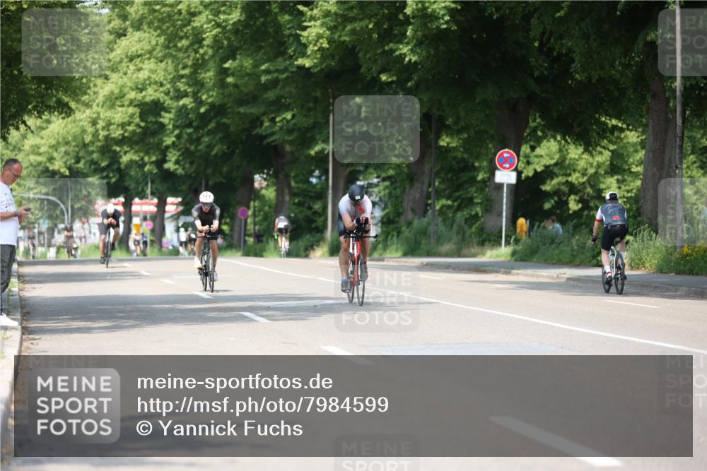 15.06.2025 - 7 Türme Triathlon Yannick Fuchs http://msf.ph/oto/7984599 15.06.2025 12:54:42 Radfahren 241, 341, 372, 470, 538, 608, 817 meine-sportfotos.de